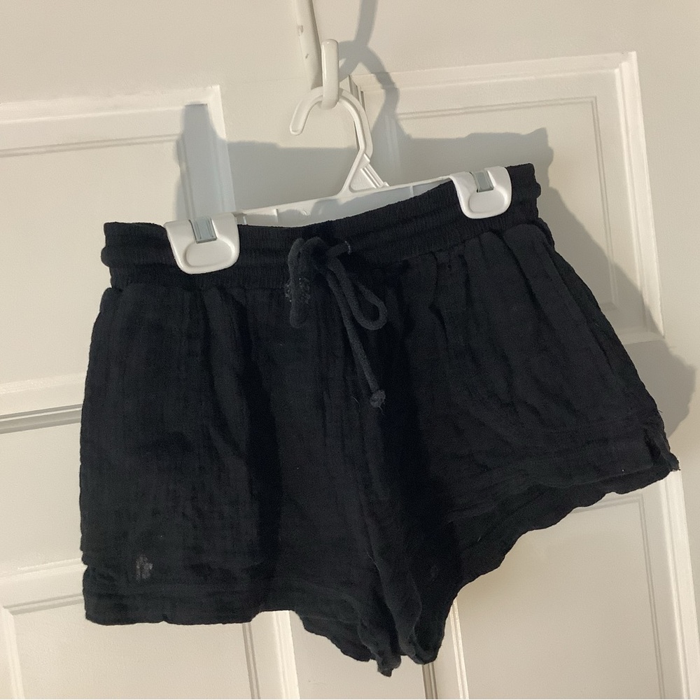 Katie J NYC tween SUSIE gauze shorts size medium black
